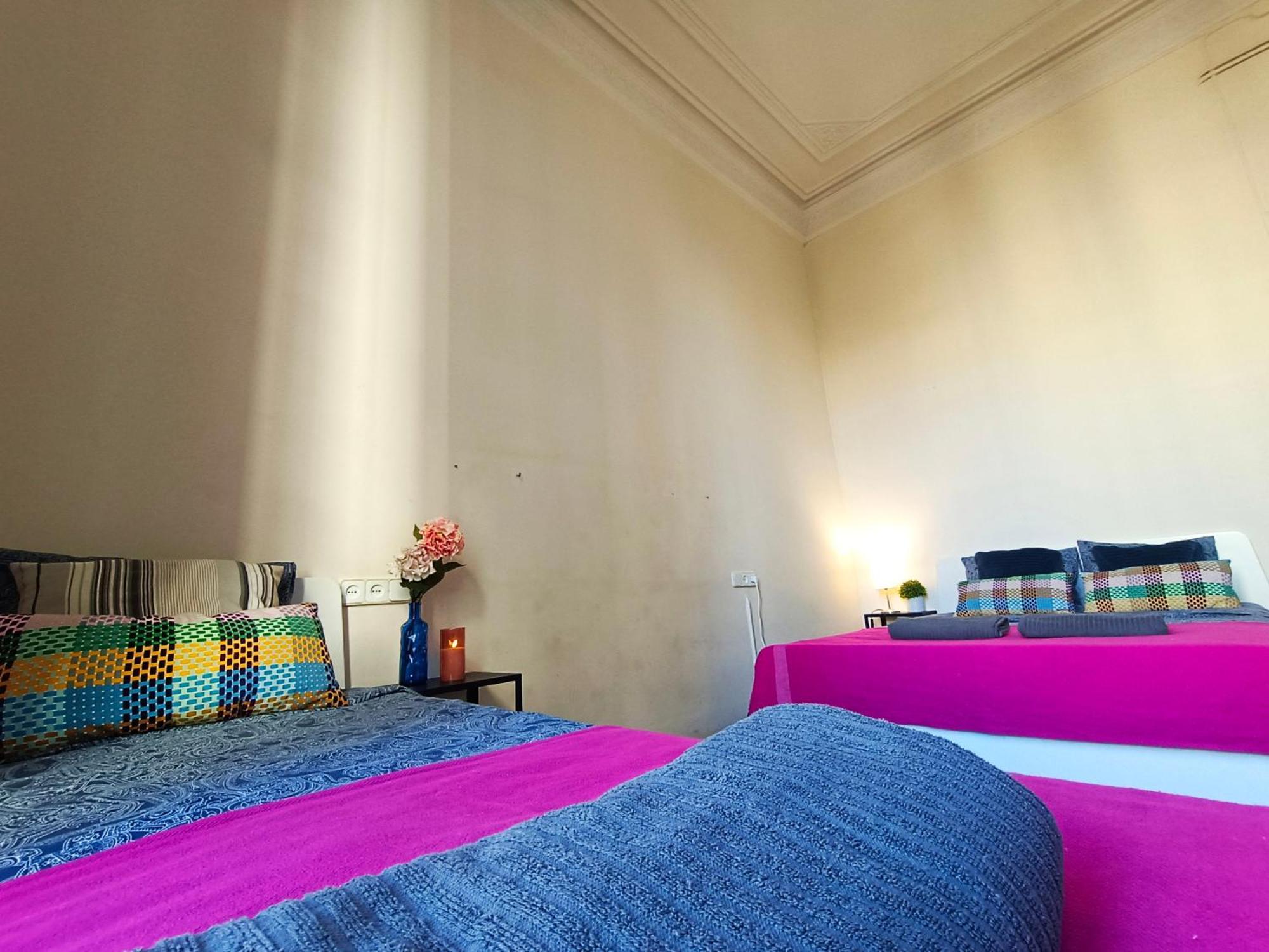 By Urquinaona Rooms Barcelona Kültér fotó